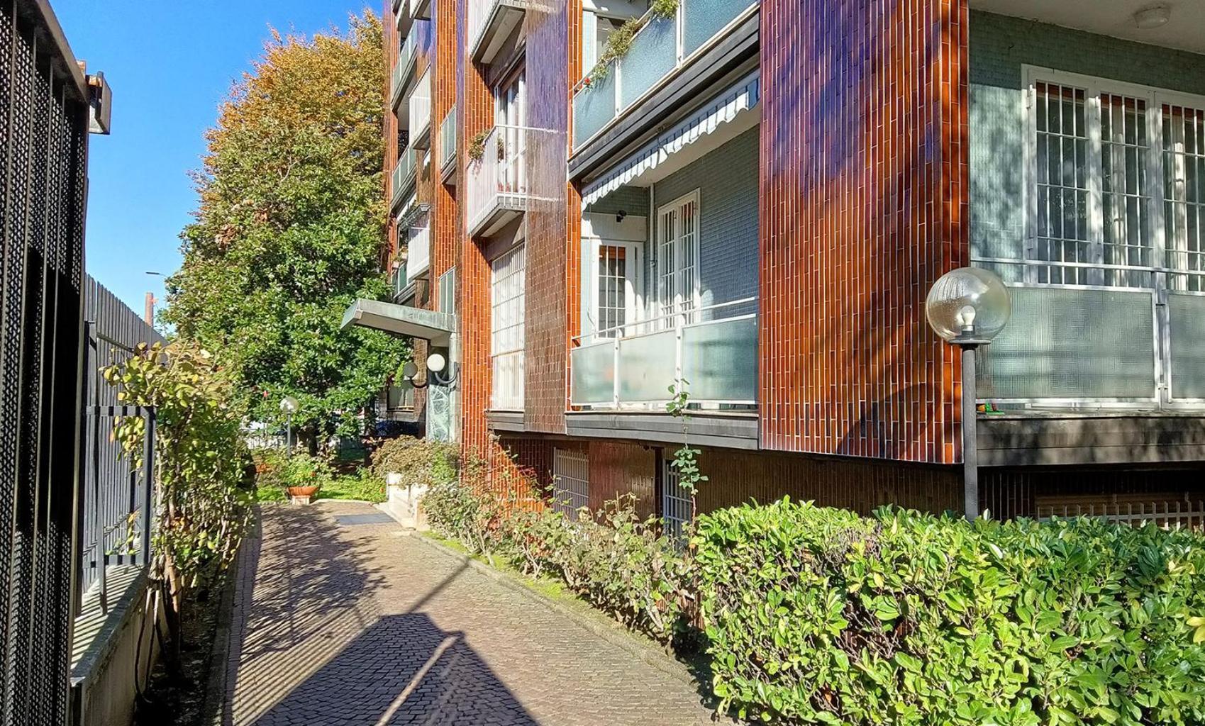 Sahi - Via Dei Ciclamini Mm1 Primaticcio, Stadio San Siro, Ospedale San Carlo Milano Eksteriør bilde