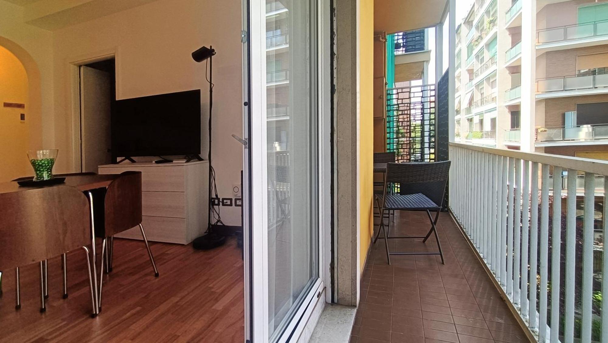 Sahi - Via Dei Ciclamini Mm1 Primaticcio, Stadio San Siro, Ospedale San Carlo Milano Eksteriør bilde
